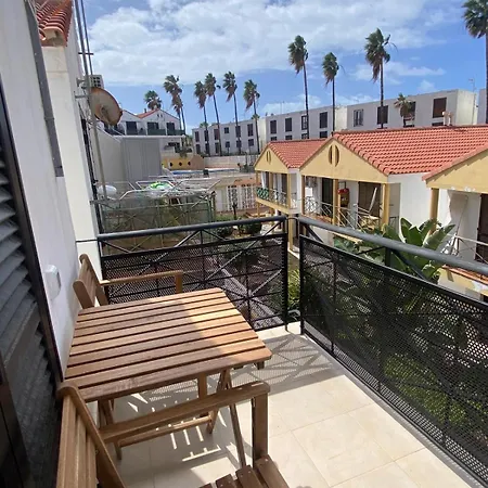 Duplex Americas شقة