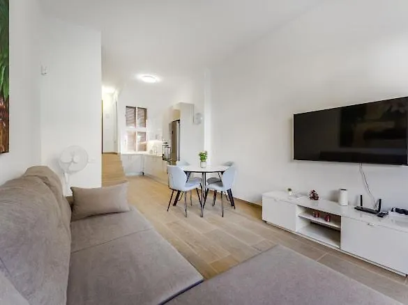 Duplex Americas Arona (Tenerife)